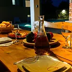 Villa Almond *